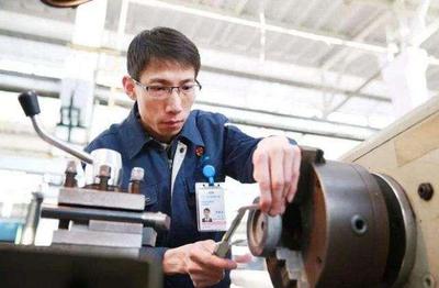 從技工到工匠 中國農業(yè)機械領域打破歐洲發(fā)動機壟斷的逆襲之路